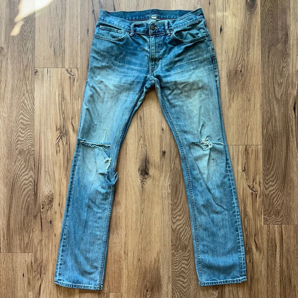 Banana Republic Vintage Straight Jeans Men's‎ 31x34 Blue Distressed 100% Cotton